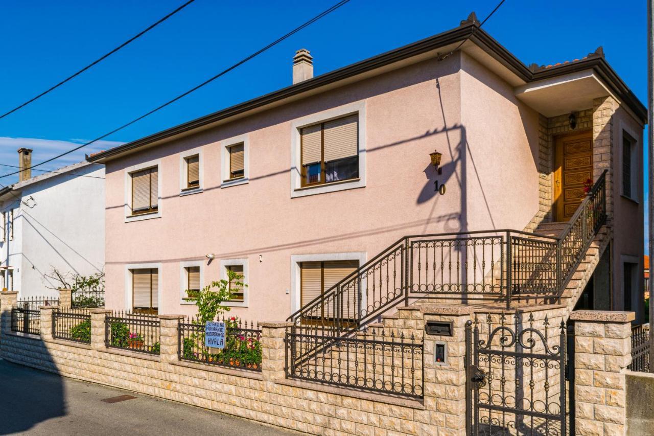 Gina Daire Rijeka Dış mekan fotoğraf